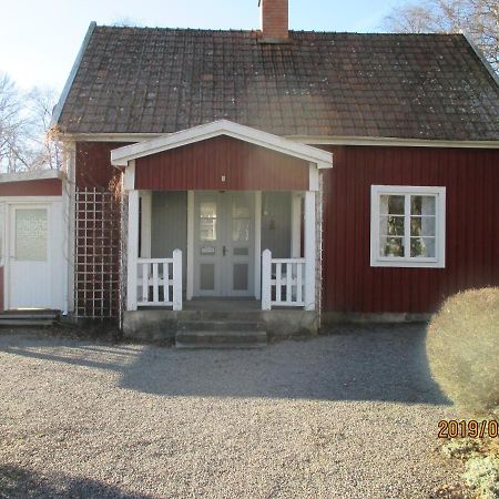 Stuga Olstorp Skanninge Экстерьер фото