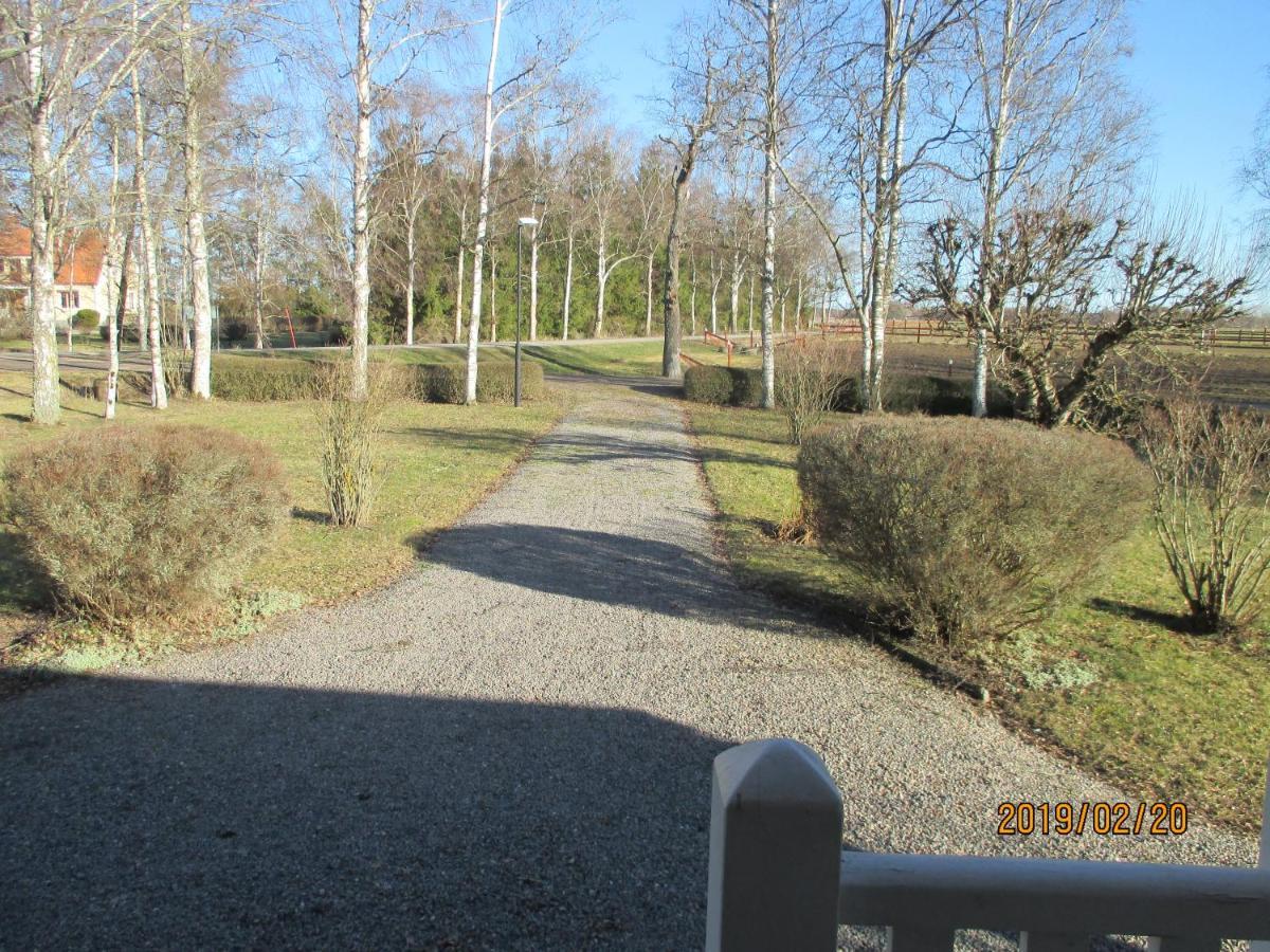 Stuga Olstorp Skanninge Экстерьер фото