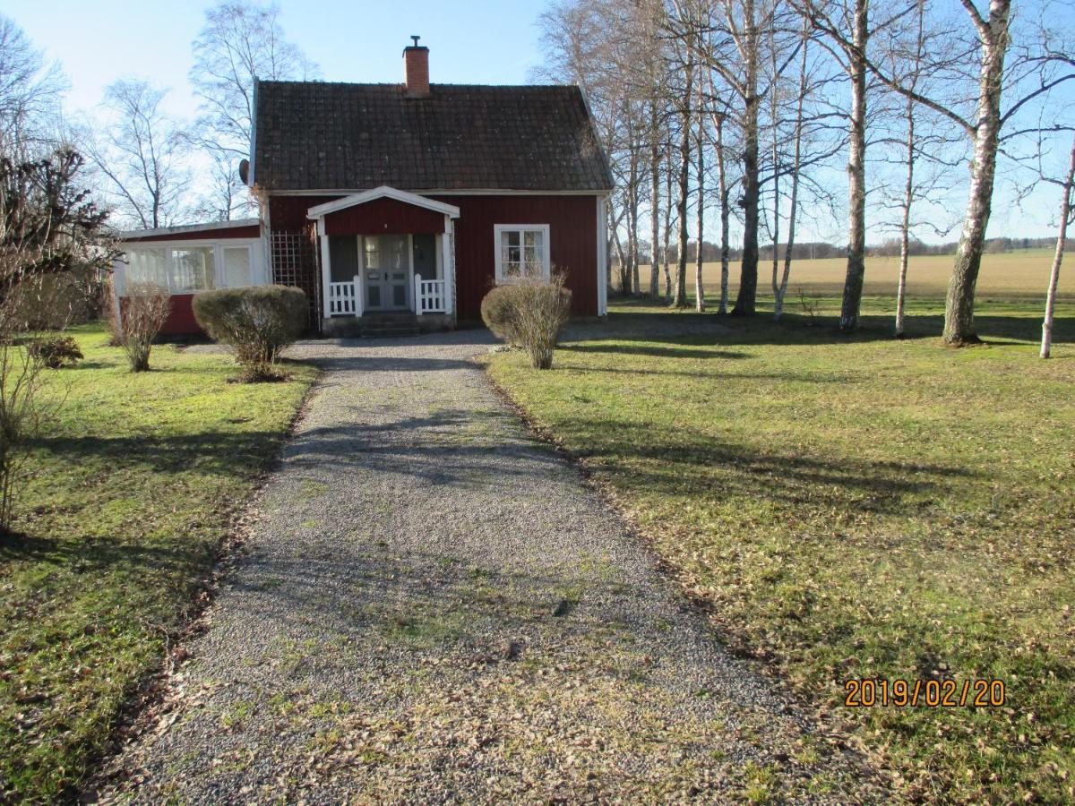 Stuga Olstorp Skanninge Экстерьер фото